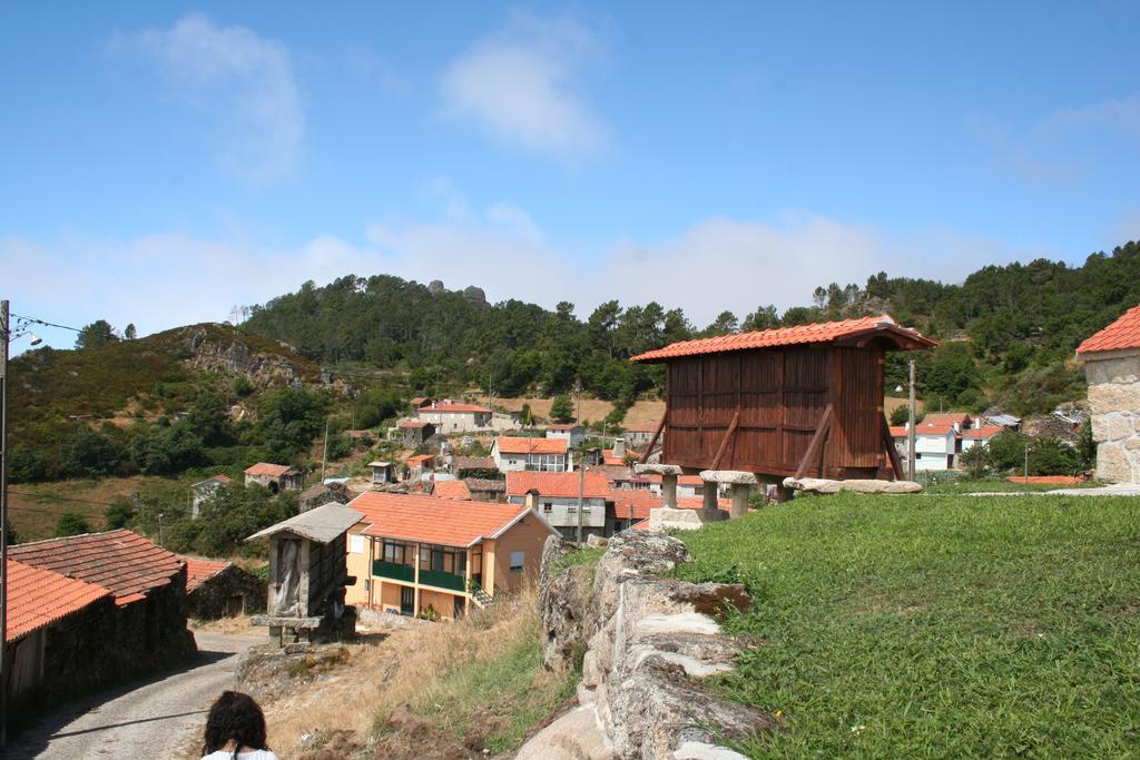 Casa Lagar Do Miradoyro Guest House Карамуло Екстериор снимка